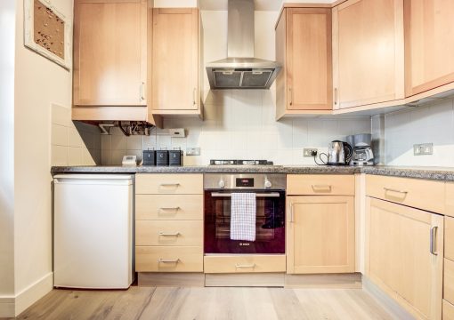 Modern Flat Near Pitshanger Park