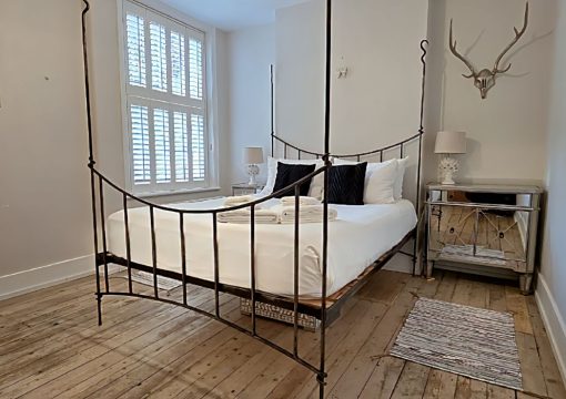 2-Bed Garden Flat in Fulham