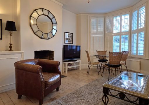2-Bed Garden Flat in Fulham