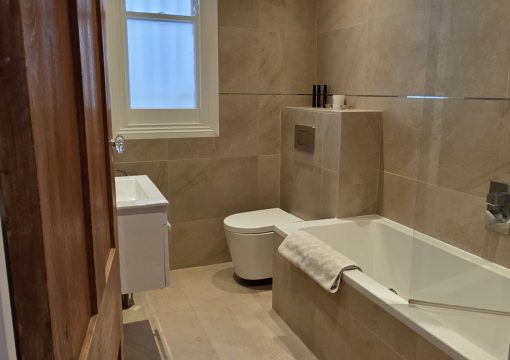 2-Bed Garden Flat in Fulham