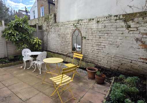 2-Bed Garden Flat in Fulham
